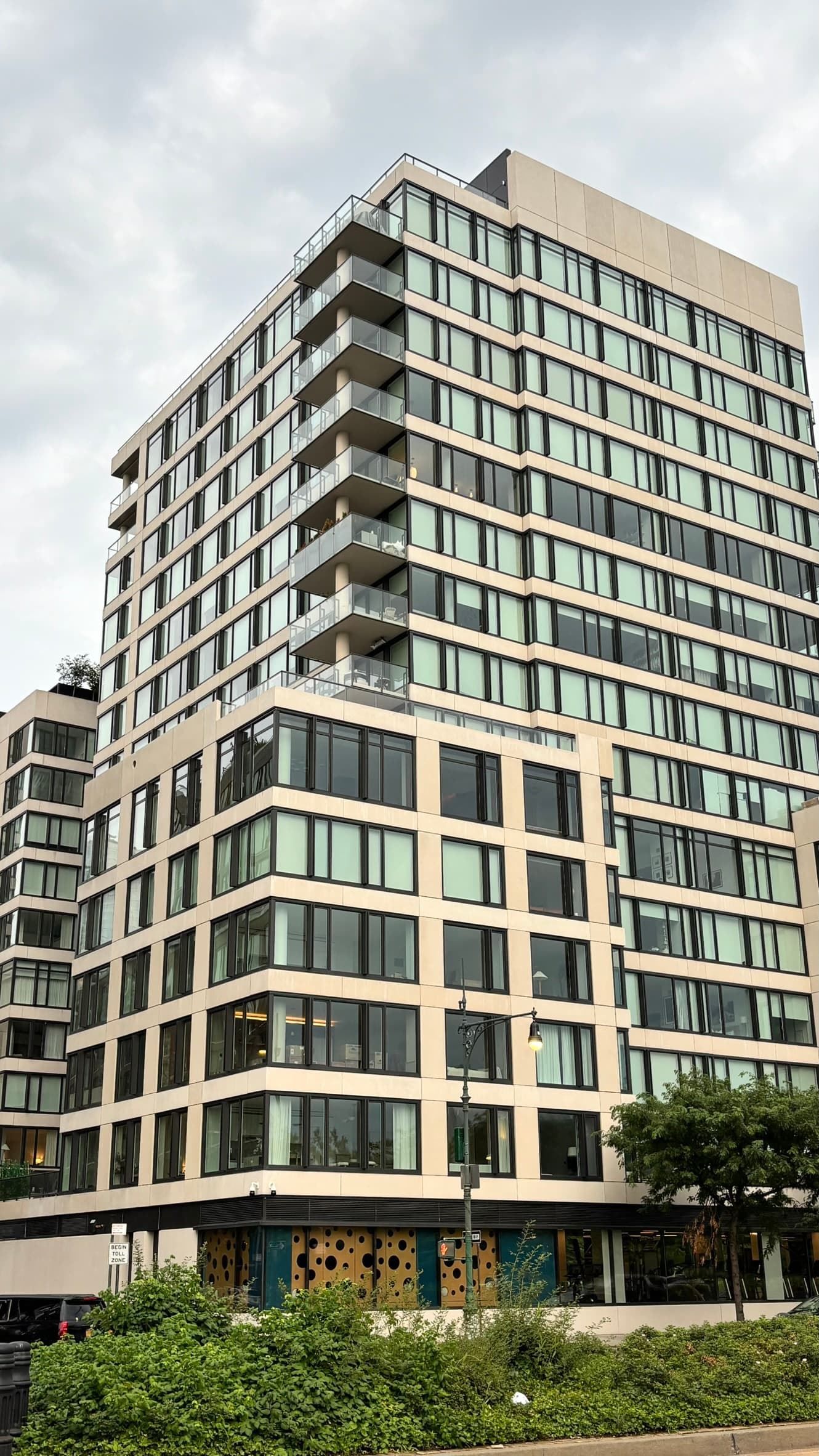 450 Washington Street